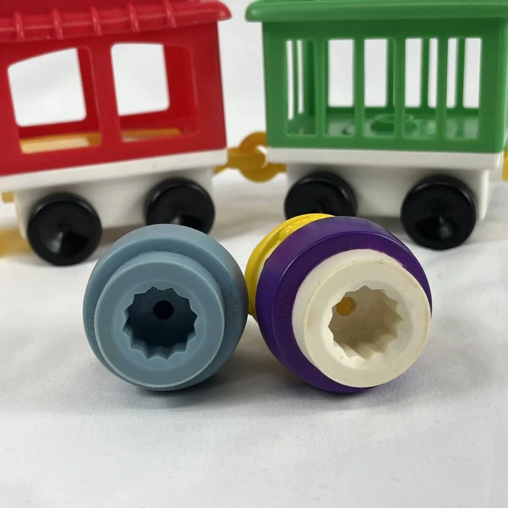 Fisher Price Little People's‎ Circus Train #2373 INCOMPLETE
